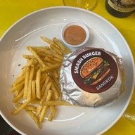 เมนูของร้าน Smash burger บางรัก