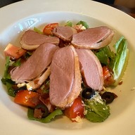 บ้านเสือหิว Café &GARDEN BISTRO