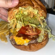 เมนูของร้าน Smash burger บางรัก