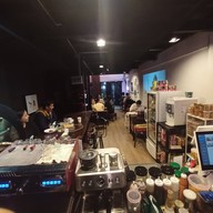 Coffee Space เพรชบุรี ซ.7