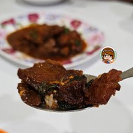ร้านอาหารเจ้จ้อน