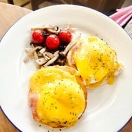 เมนูของร้าน โก๋ในซอย x All about Halal Breakfast & Lunch  พระราม 9