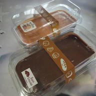 เค้กหน้านิ่ม by Chutima