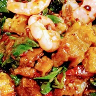 จ๊ะเอ๋ อาหารตามสั่ง-ข้าวมันไก่ในซอย