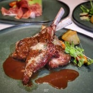 ดอน จิโอเวนนี Centara Grand @ Central Plaza Ladprao