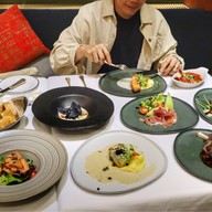 ดอน จิโอเวนนี Centara Grand @ Central Plaza Ladprao