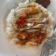 ข้าวมันไก่นาย ต.  สุวินทวงศ์