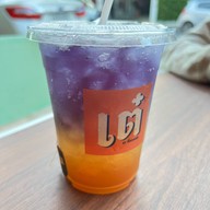 Tay Table and Toast -