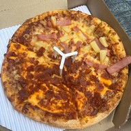 เมนูของร้าน Domino's Pizza สายไหม