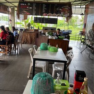 ข้าวมันไก่นาย ต.  สุวินทวงศ์