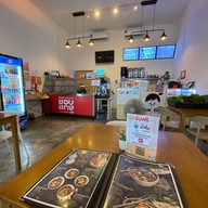 ชอบแกง ข้าวที่ชอบแกงที่ใช่ ปตท.ศรีนครินทร์-ร่มเกล้า ขาออก