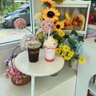เมนูของร้าน LALOLI CAFE Coco