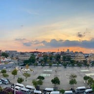 Swing Bar by Ching Cha