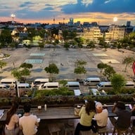 Swing Bar by Ching Cha