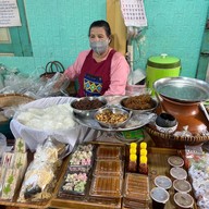 ข้าวแช่แม่อร