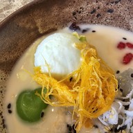 Akanee อัคนี