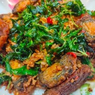 จ๊ะเอ๋ อาหารตามสั่ง-ข้าวมันไก่ในซอย