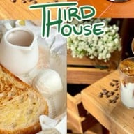 Third house cafe