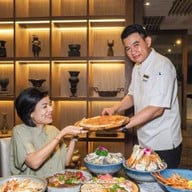 Twenty Seven Bites Radisson Blu Plaza Bangkok