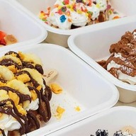 ชากาแฟสด+ครอฟเฟิลหน้าล้น+ปังปิ้งเนยสด