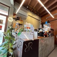 Repeat Coffee 8 Riew