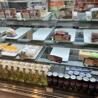 Bellinee's Bake & Brew อาคารไทยศรี