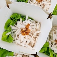 Glam'ma - หมี่ไก่ฉีก และ สารพัดเมนูอร่อย ตลาดพลูนะจ๊ะ