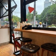 Drunk Baker Shimao shopping mall