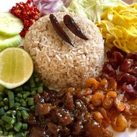 ครัวบ้านรู้รส -