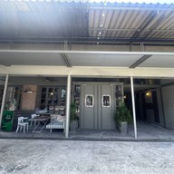 Oxide Cafe & กุ๊ยต้มข้าว