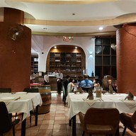 บรรยากาศ Umberto's Cuisine