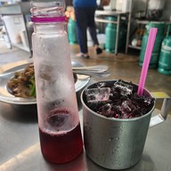 เมนูของร้าน ราดหน้าคุณทิพย์101