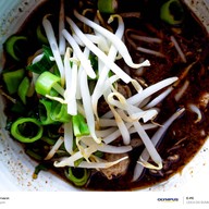 เมนูของร้าน ก๋วยเตี๋ยวเรือหมูน้ำตก (บางแวก)