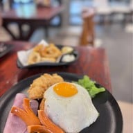 Dove Cafe And Bistro