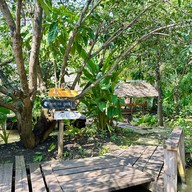 The Three Little Pigs ท่าตลาด