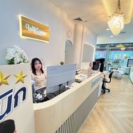 Wichanya Clinic The Walk เกษตร-นวมินทร์