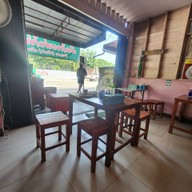 บรรยากาศ ผัดไทห่อไข่หน้าโรงพัก(เจ้าเก่า)