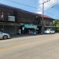 หน้าร้าน ผัดไทห่อไข่หน้าโรงพัก(เจ้าเก่า)