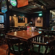 บรรยากาศ O’malley สีลม