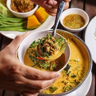 สวนอาหาร ครัวครูต้อย kruakrutoy