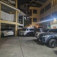 โรงแรมบ้านแม่บุญทอง