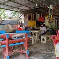 บรรยากาศ ป้าห้อง อาหารตามสั่ง