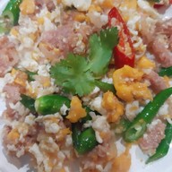 ร้านข้าวไข่ข้น&ข้าวหมูส้มทอด แก่งคอย