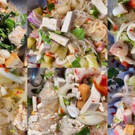 ยำตามสั่ง หน้าแฟลตเคหะเกาะสิเหร่