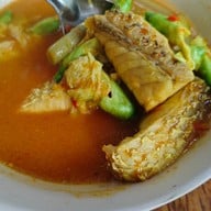 ป้าห้อง อาหารตามสั่ง