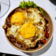 ร้านข้าวไข่ข้น&ข้าวหมูส้มทอด แก่งคอย