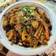 Paowpingping Mala Yum เปาปิงปิง @ อุดมสุขวอค์