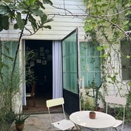 A Life cafe & gallery (อะ ไลฟ์)