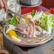 เมนูของร้าน ไฮโซหมูกระทะ