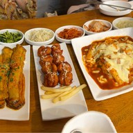 อาหารเกาหลี BaanOppa งามวงศ์วาน